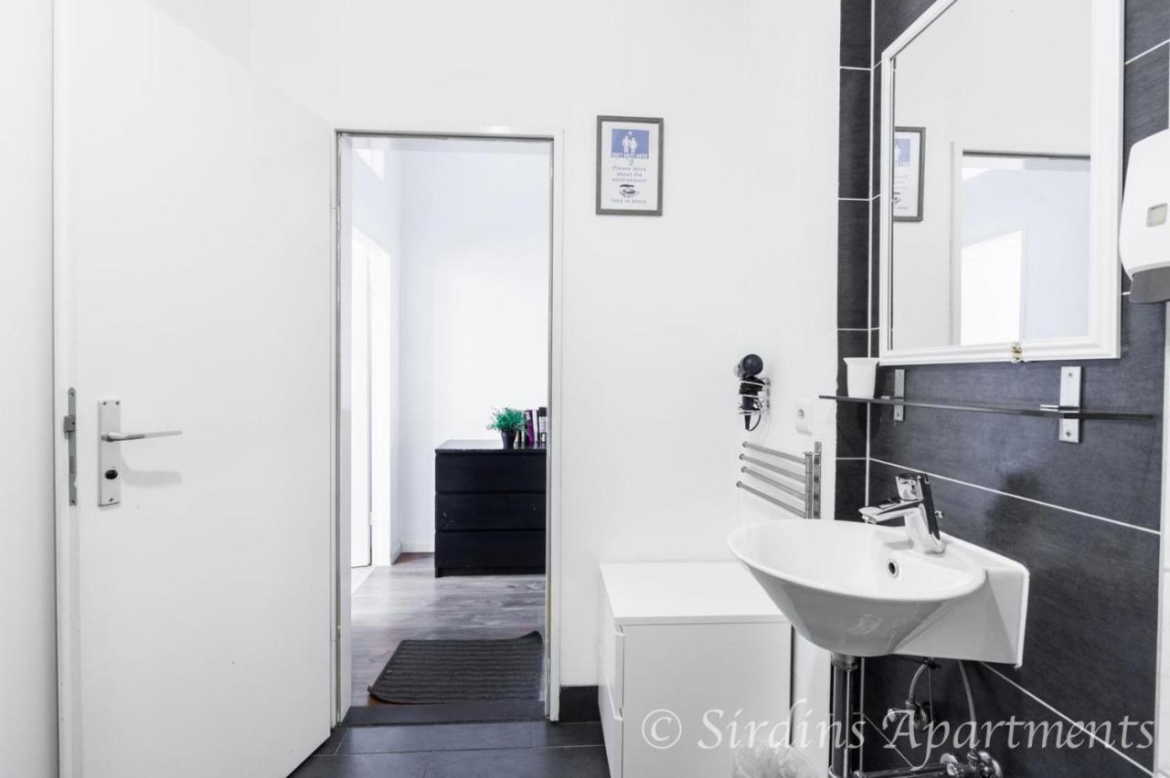 Big Fancy Apartments City Center ベルリン エクステリア 写真