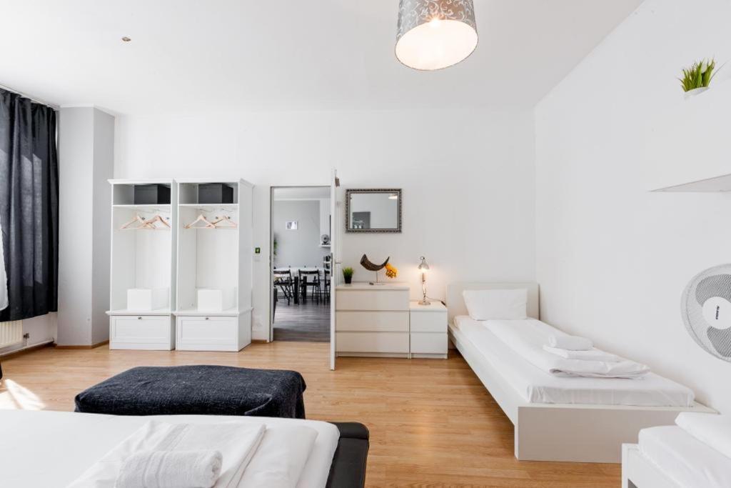 Big Fancy Apartments City Center ベルリン エクステリア 写真